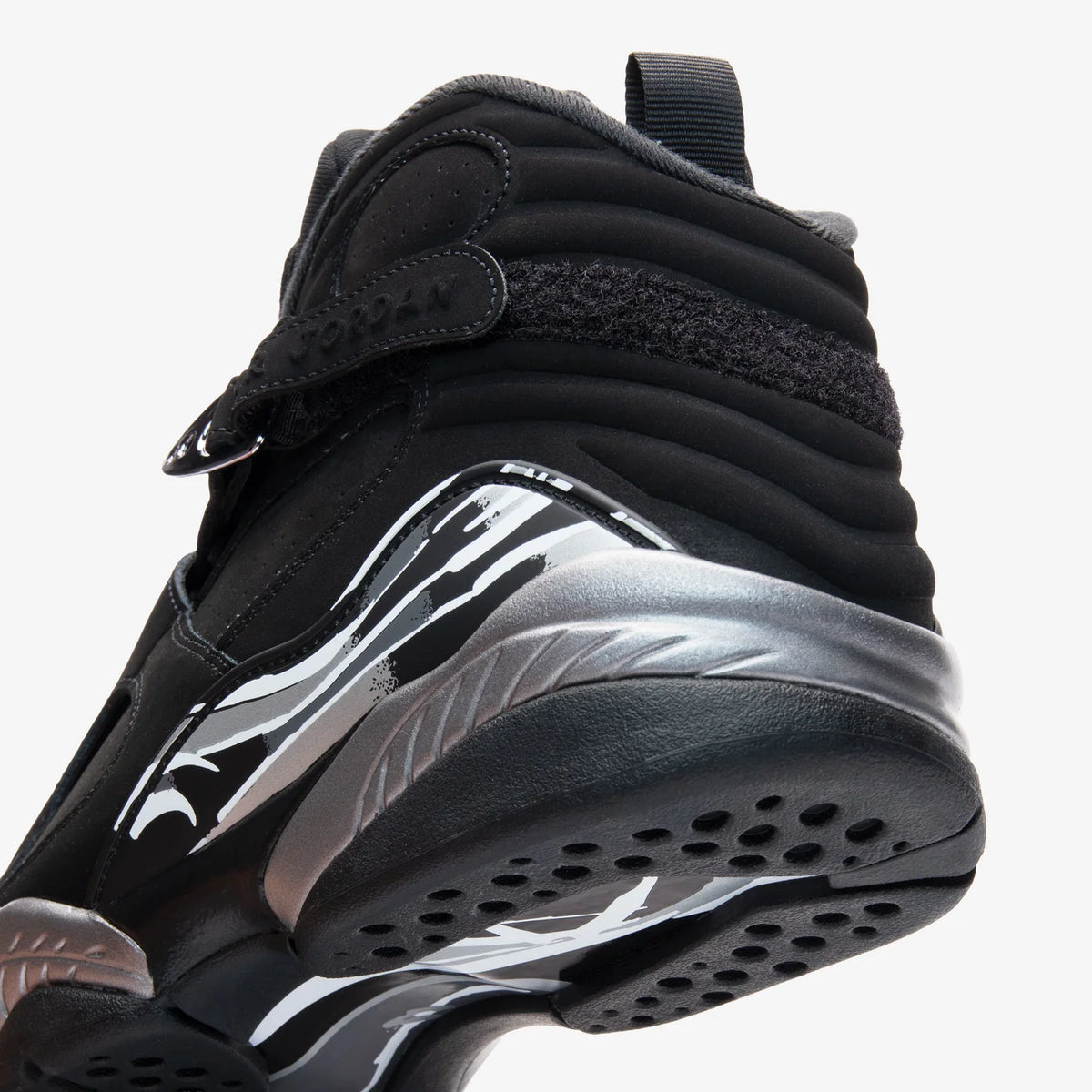 Air Jordan 8 Retro Chrome – Black & Metallic Silver